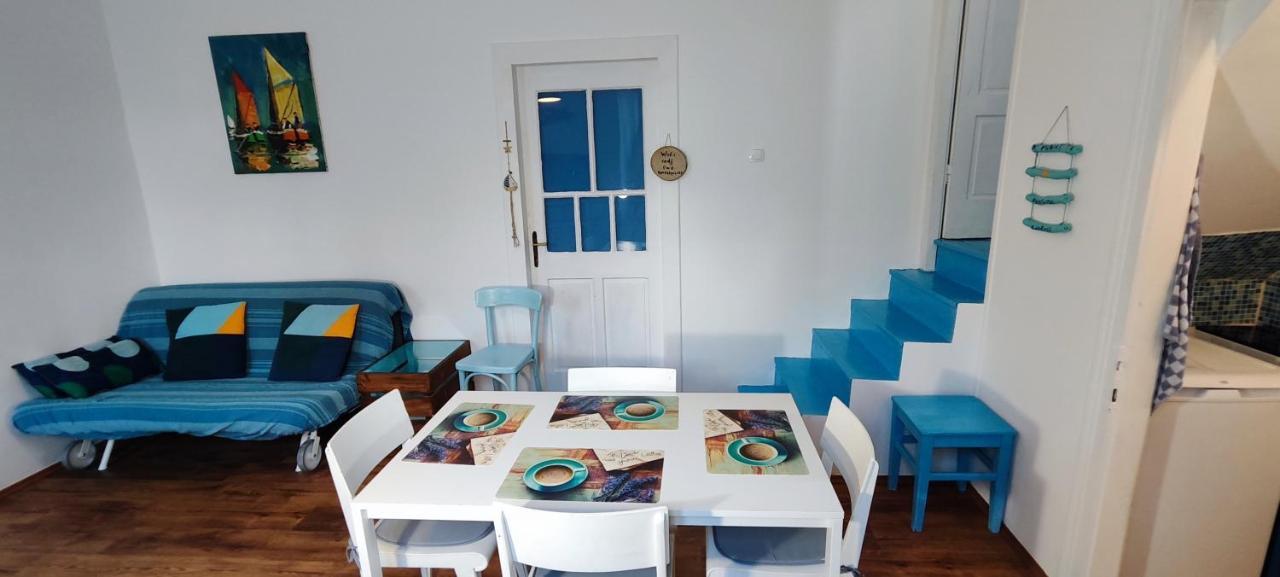 Family House "Pansion Kvarner" Villa ปูนัต ภายนอก รูปภาพ